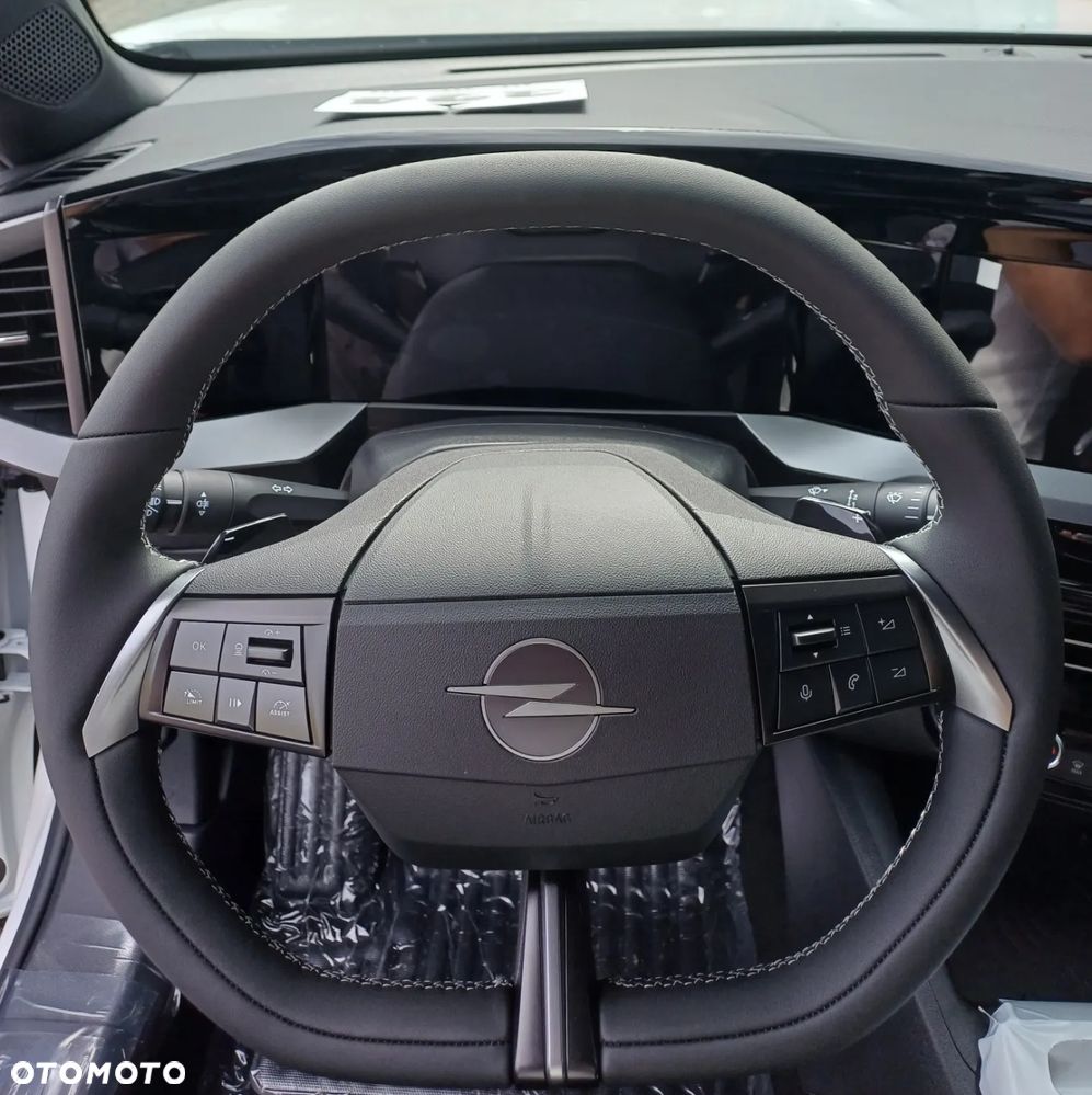 Opel Mokka 1.2 T Business Edition S&S - 11