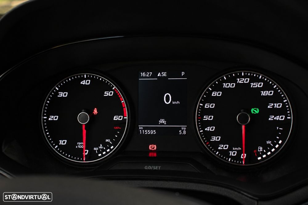 SEAT Arona - 12