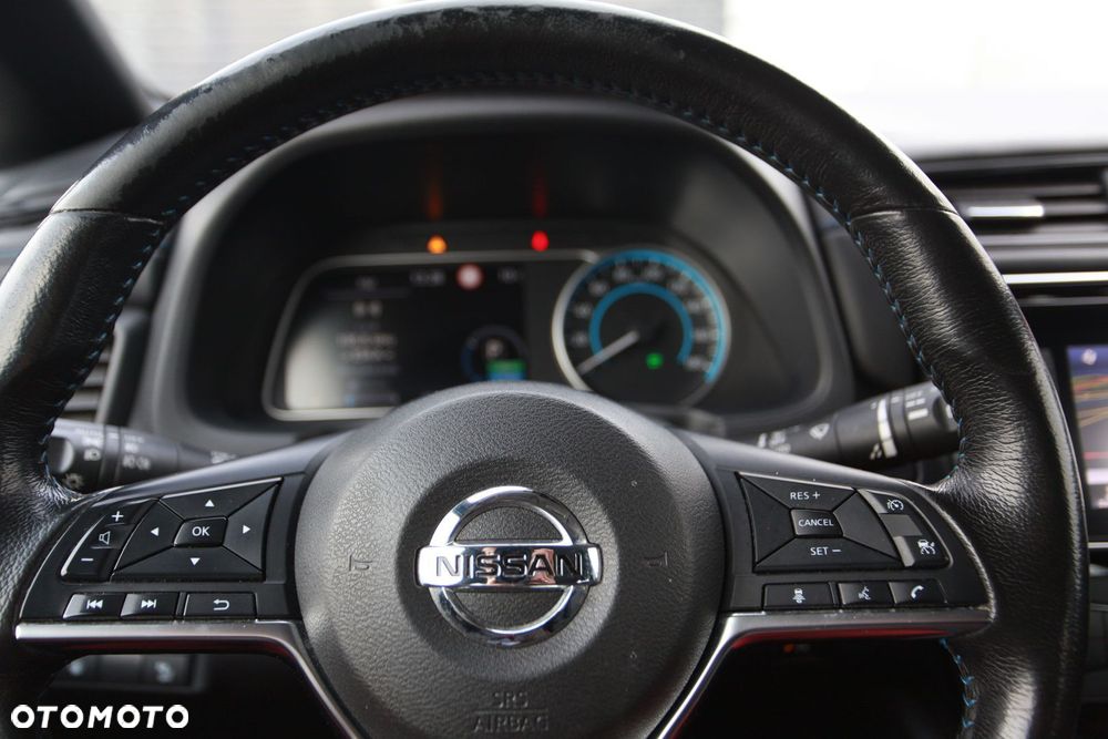 Nissan Leaf 40kWh Acenta (6.6 kW) - 12