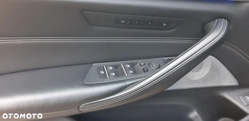 BMW Seria 5 540i xDrive GPF M Sport sport - 32