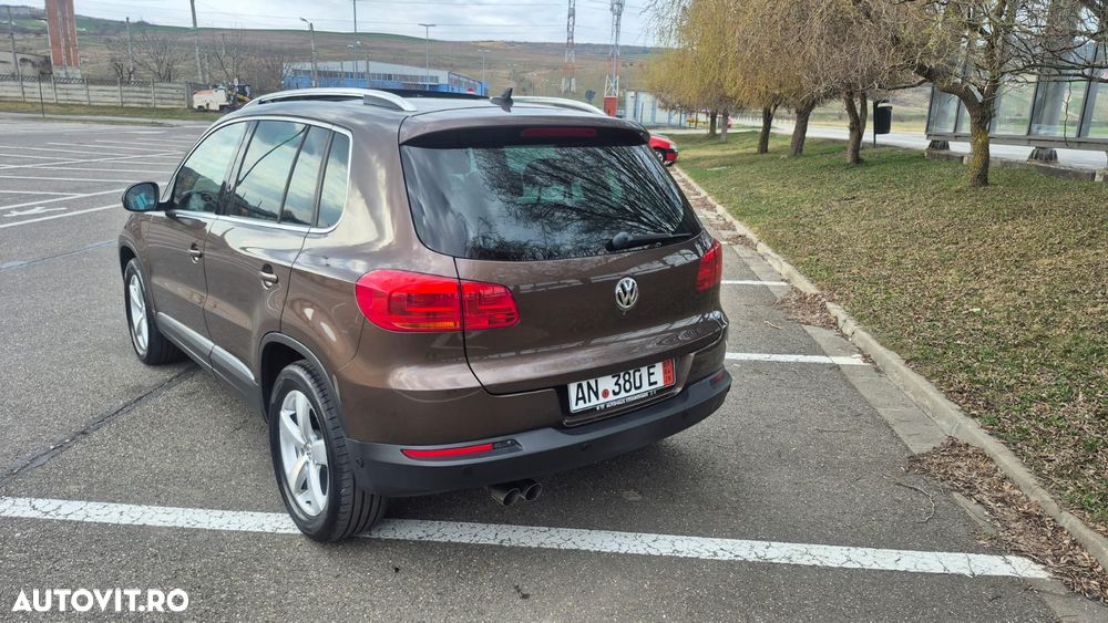 Volkswagen Tiguan 2.0 TDI DPF 4Motion BlueMotion Technology DSG Exclusive - 26