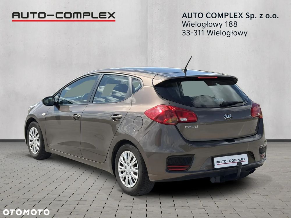 Kia Ceed 1.6 GDI M - 4
