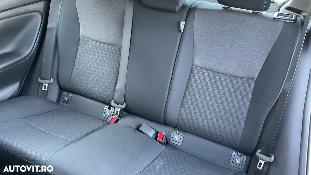 Toyota Yaris 1.5 L Dynamic - 20