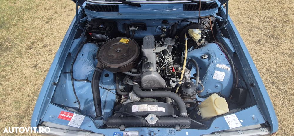 Mercedes-Benz E - 12