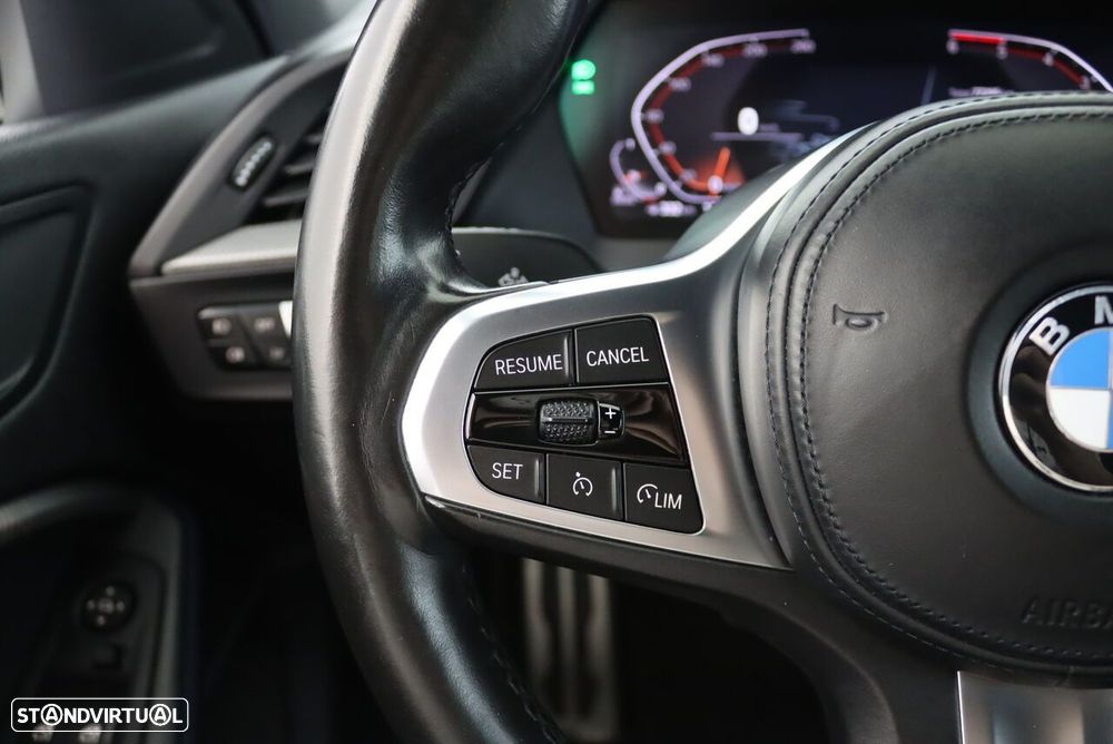 BMW 116 d Pack Desportivo M Auto - 12