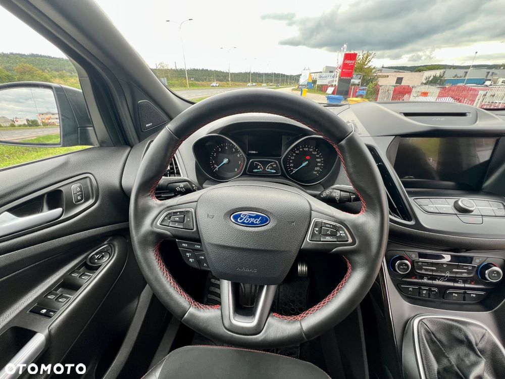 Ford Kuga 1.5 EcoBoost FWD ST-Line - 24