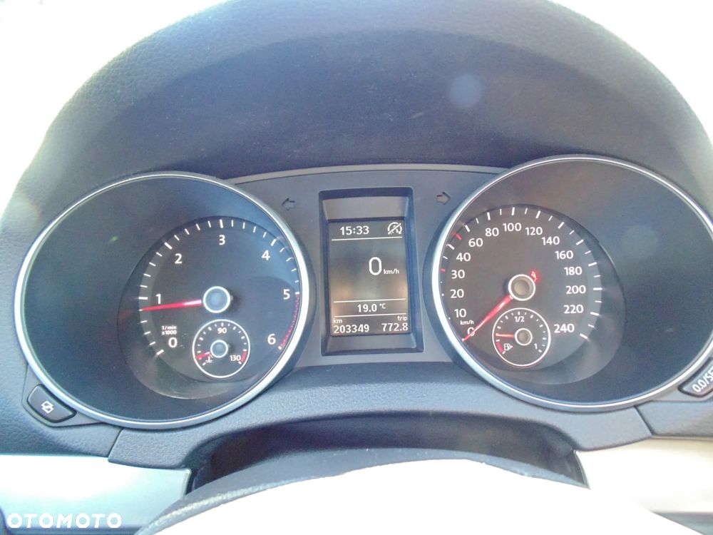 Volkswagen Golf 1.6 TDI DPF BlueMotion Technology Comfortline - 11