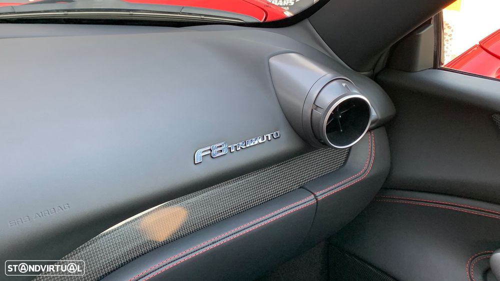 Ferrari F8 Tributo - 25