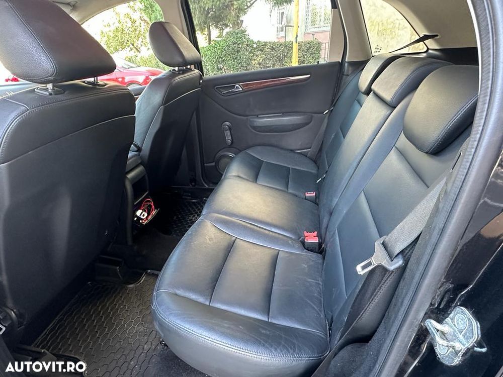 Mercedes-Benz B 200 Standard - 3