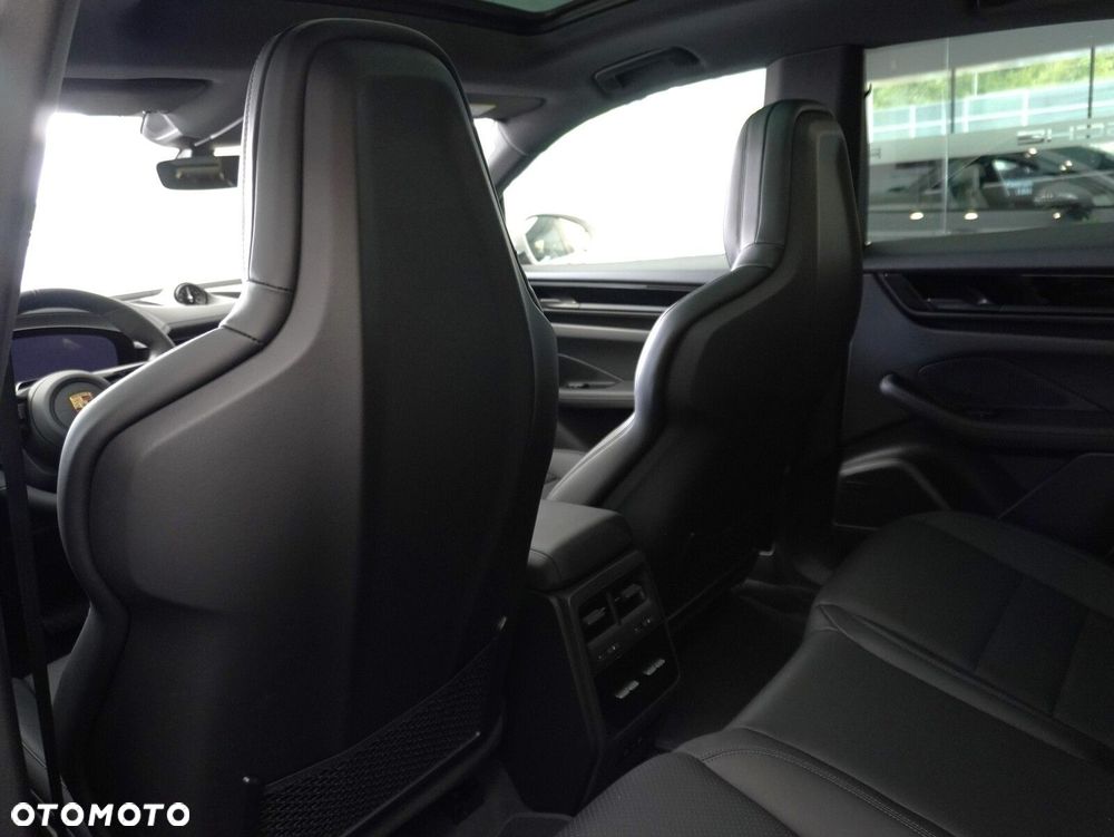 Porsche Macan 4 100kWh - 35