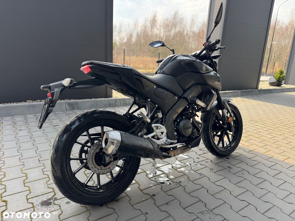 Yamaha MT - 5