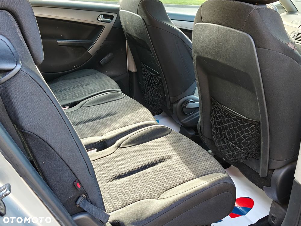 Citroën C4 Grand Picasso 1.6 HDi FAP Exclusive - 19