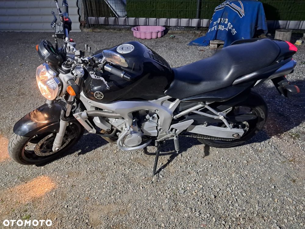 Yamaha FZ6 - 6
