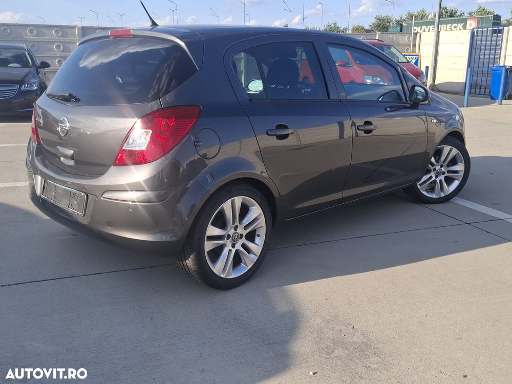 Opel Corsa 1.4 16V Innovation - 4