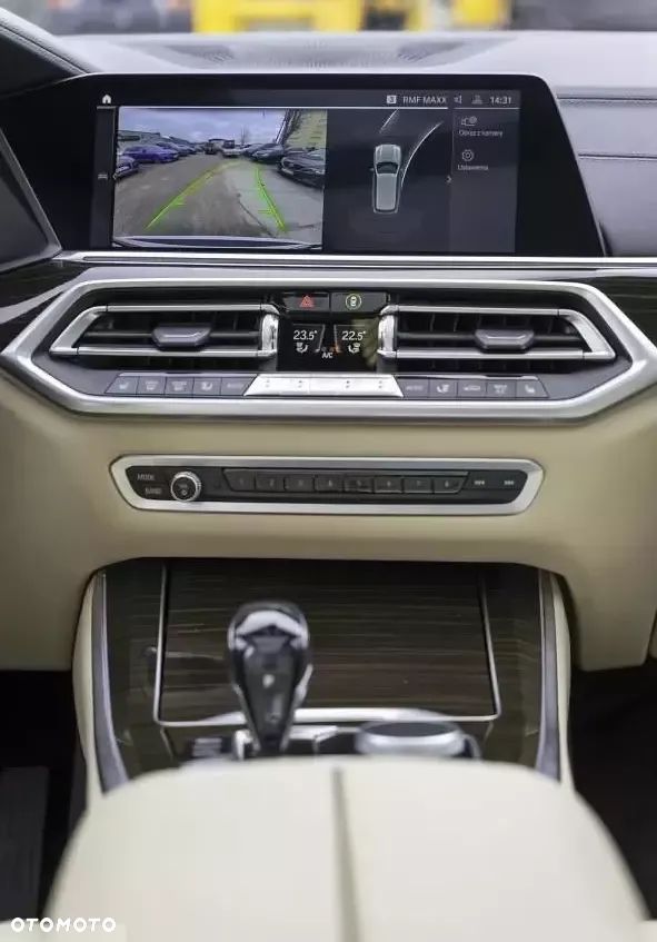 BMW X5 xDrive40i - 14