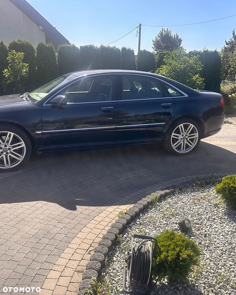 Audi A8 - 5
