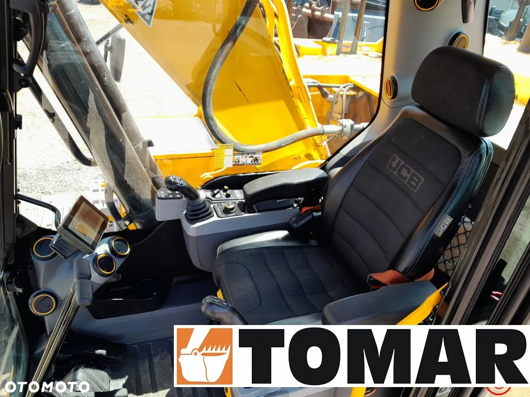 JCB 220X - 25