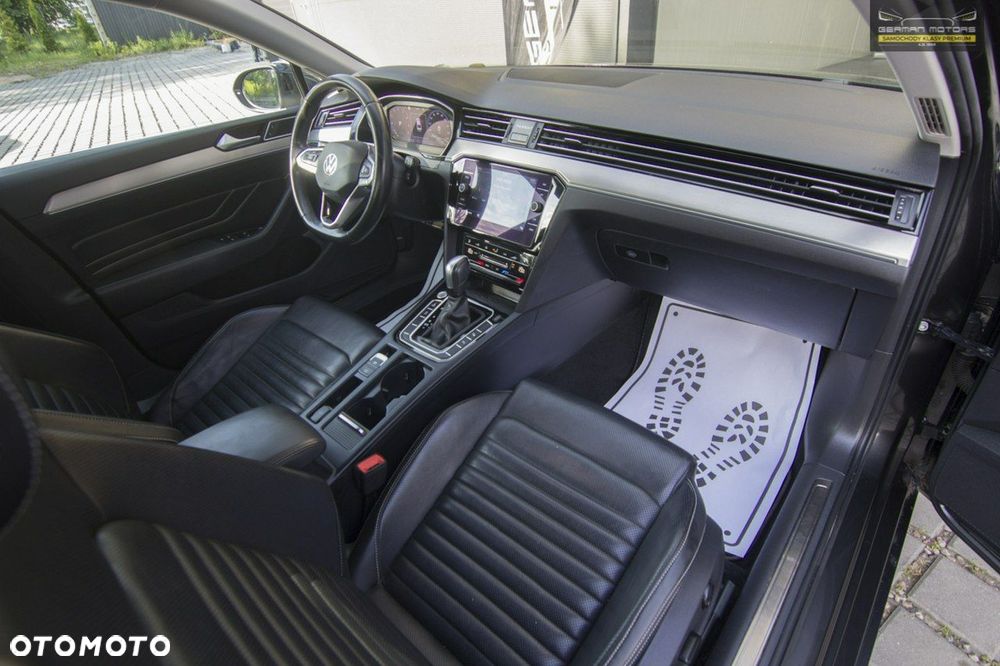 Volkswagen Passat - 27