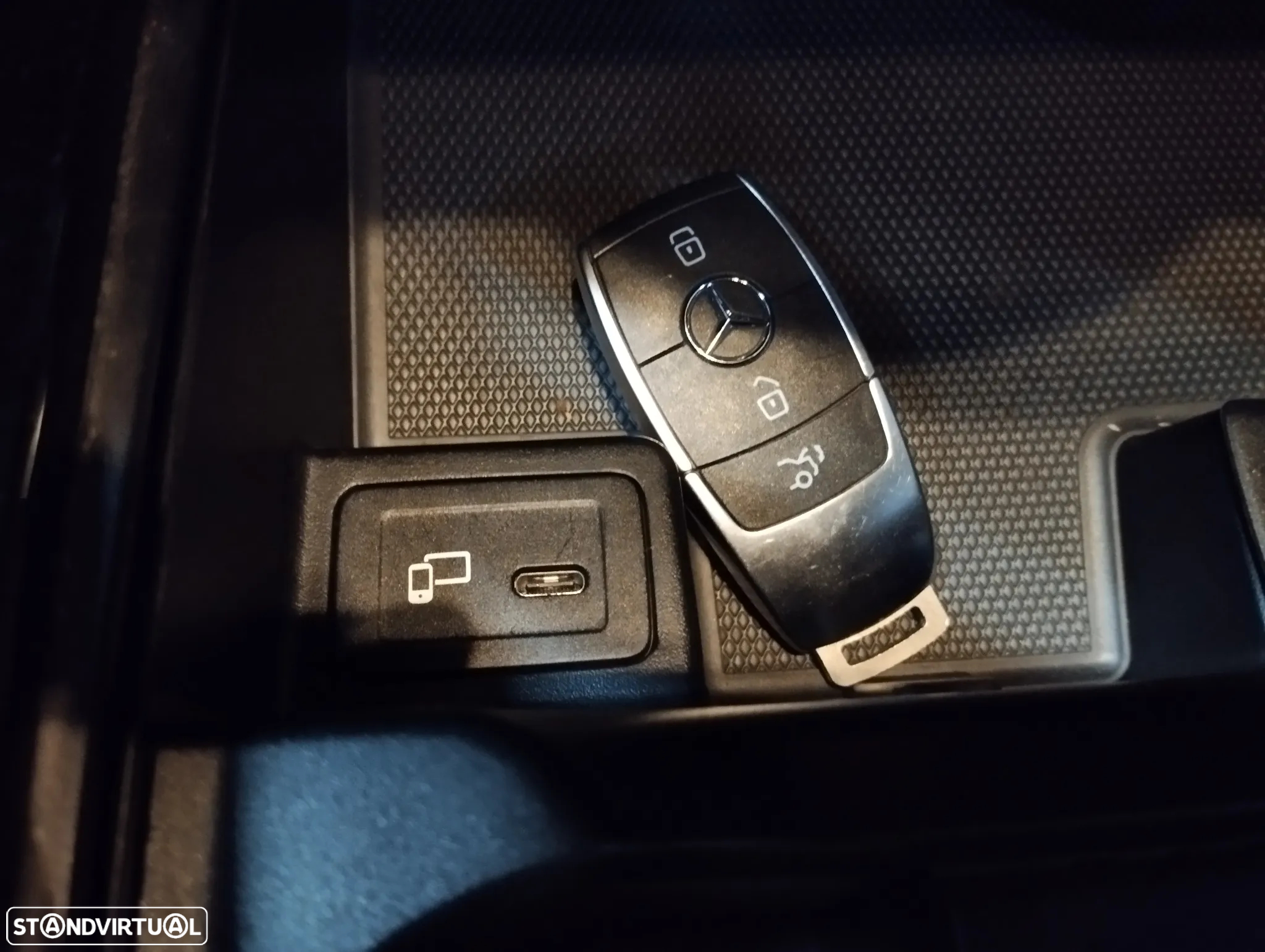 Mercedes-Benz A 250 Limousine e Style Plus - 44