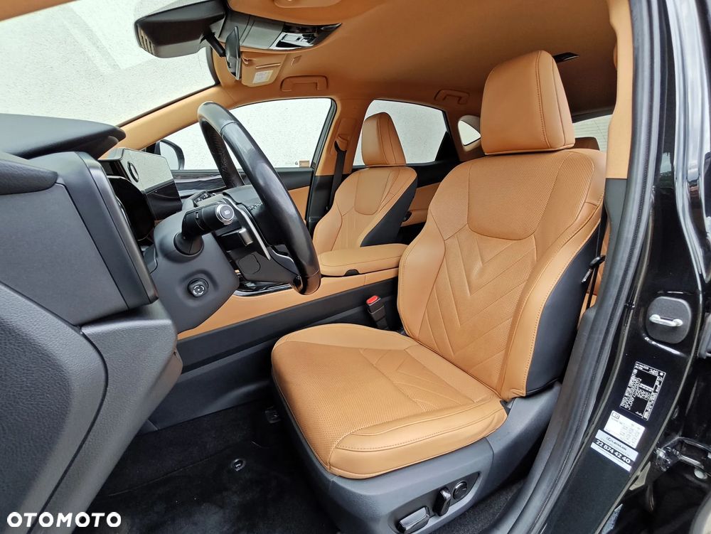 Lexus NX 450h+ Omotenashi AWD - 11