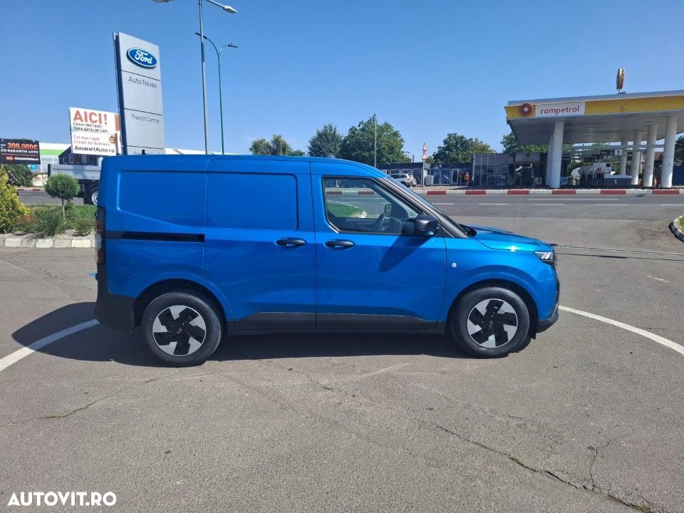Ford Transit Courier - 5