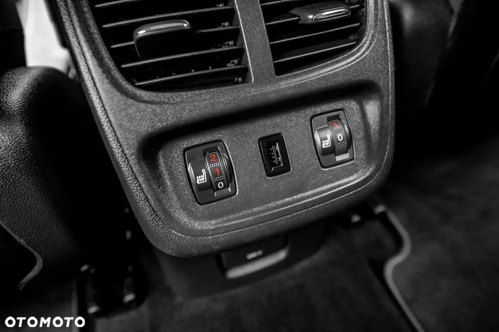 Opel Grandland X 1.6 T Ultimate S&S - 33