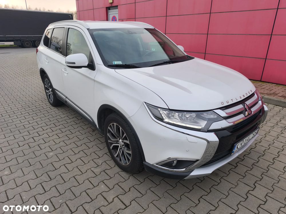 Mitsubishi Outlander 2.0 Intense + CVT - 2