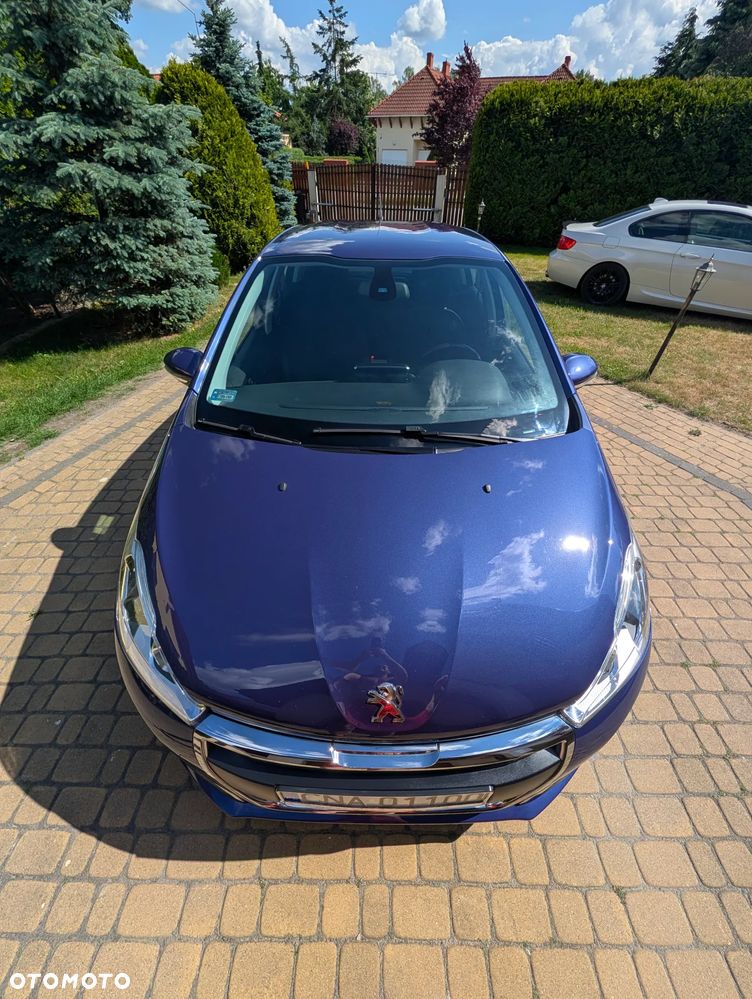 Peugeot 208 - 32