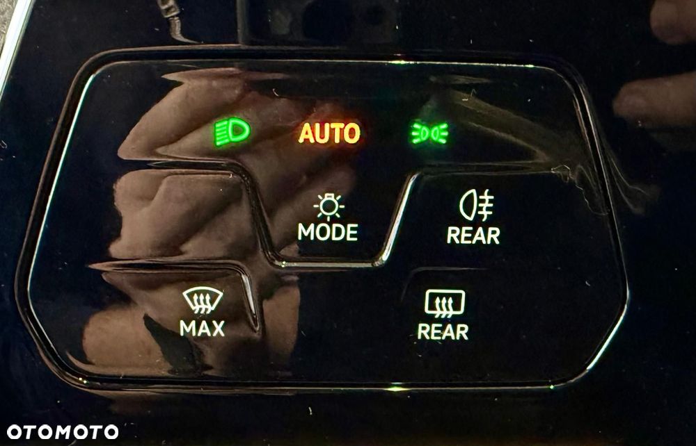 Volkswagen Golf - 21