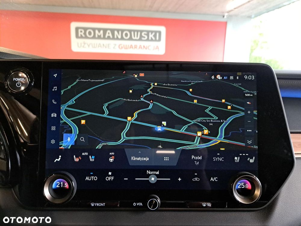 Lexus RX 450h+ Omotenashi - 17