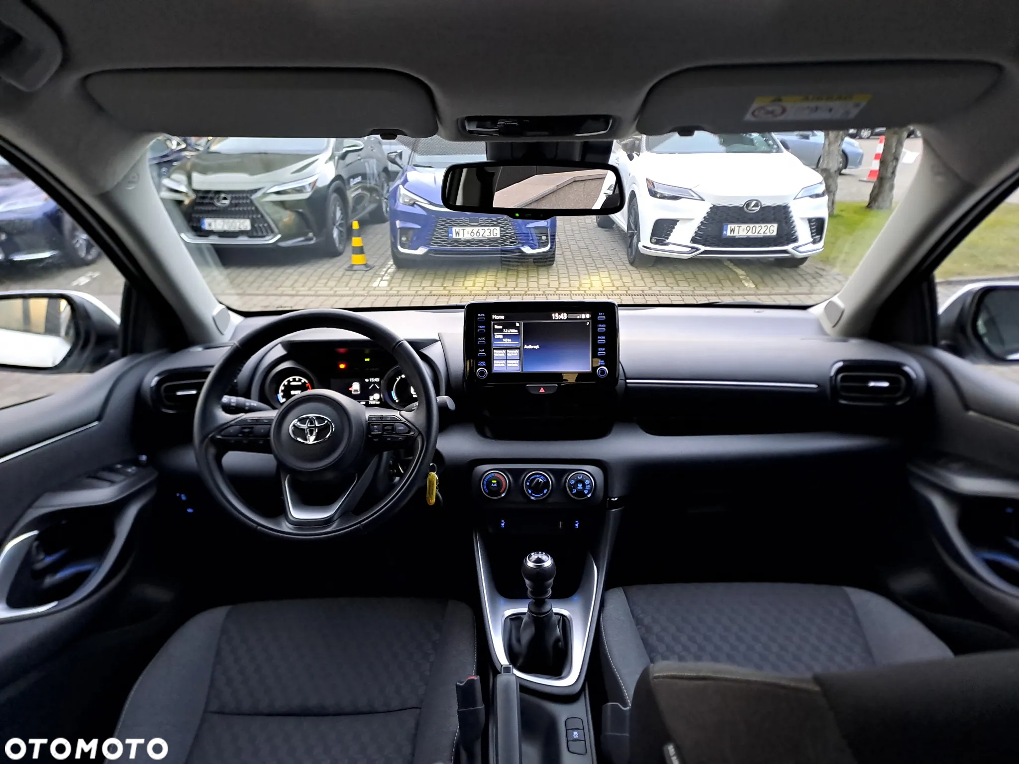 Toyota Yaris 1.5 Comfort - 7