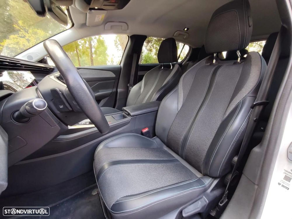 Peugeot 308 1.2 PureTech Allure EAT8 - 14