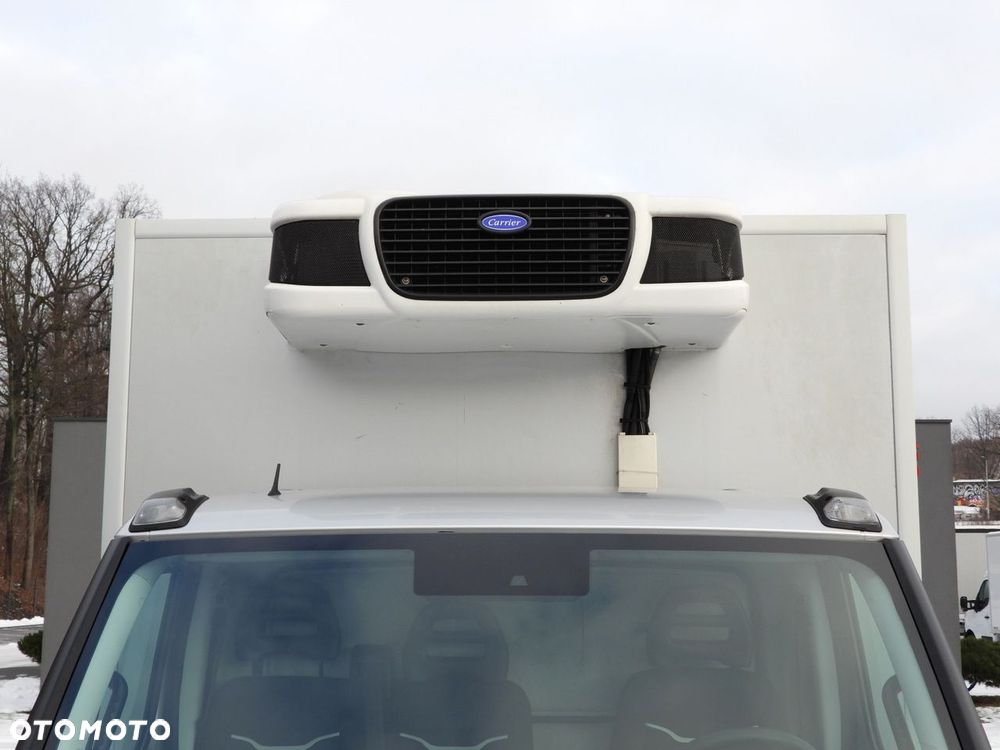 Iveco DAILY 72C18 CHŁODNIA KONTENER -10*C WINDA 9 PALET ZASILANIE 230V TEMPOMAT NAWIGACJA PNEUMATYKA AUTOMAT HI-MATIC BLIŹNIACZE KOŁA KLIMATYZACJA  180KM - 16