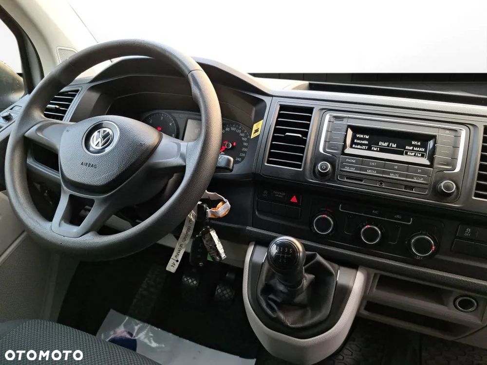 Volkswagen Transporter - 13