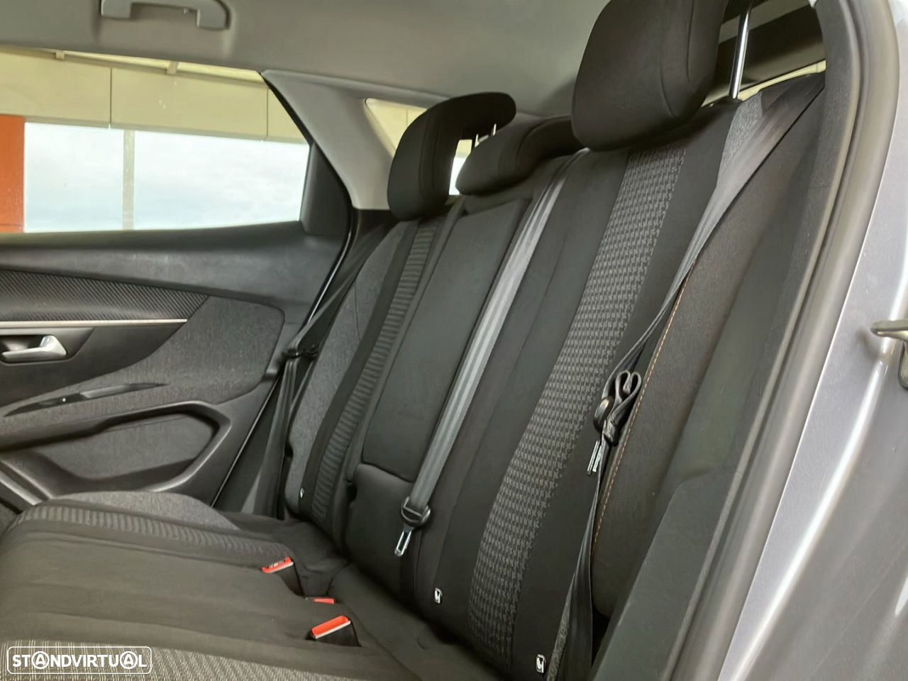 Peugeot 3008 1.2 PureTech Allure - 20