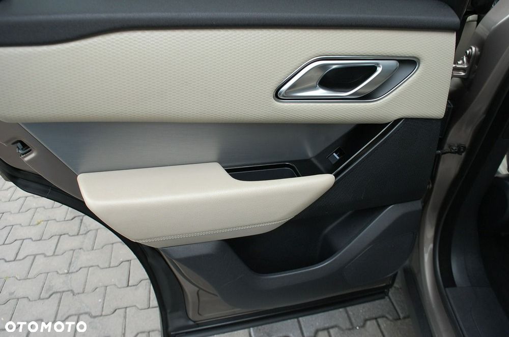 Land Rover Range Rover Velar - 32