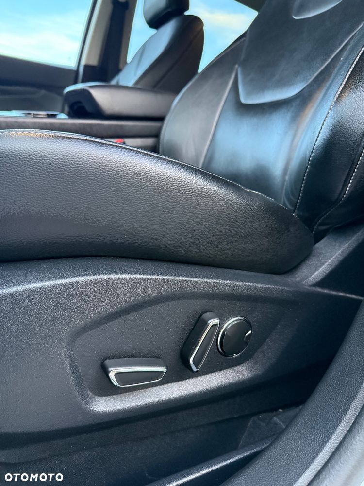 Ford S-Max - 21