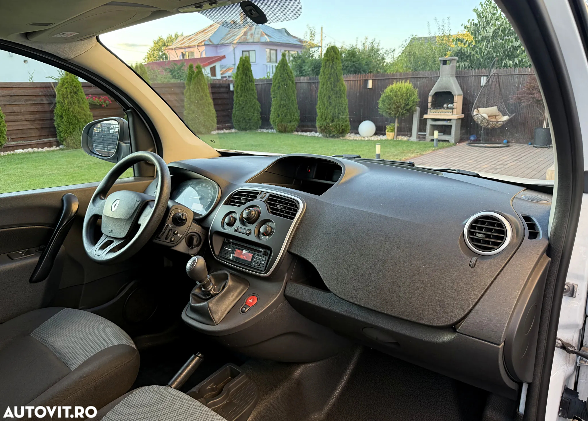 Renault Kangoo BLUE dCi 95 Intens - 8
