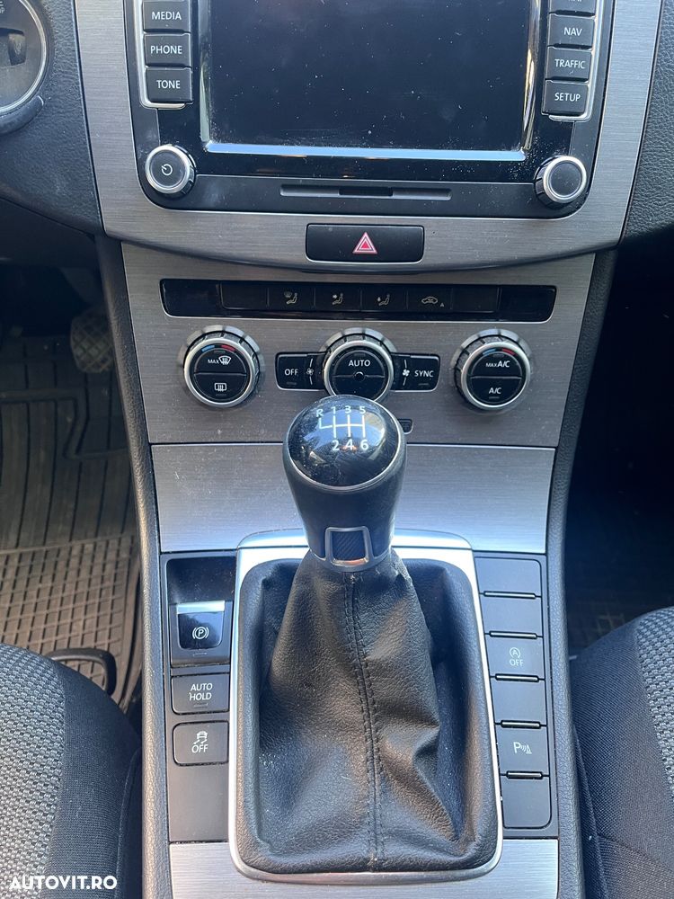 Volkswagen Passat 1.6TDI BlueMotion Tehnology Comfortline - 8