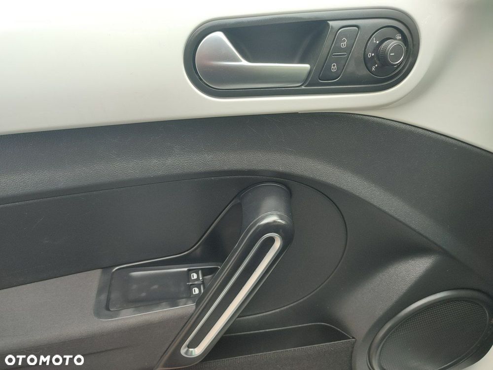 Volkswagen Beetle - 14