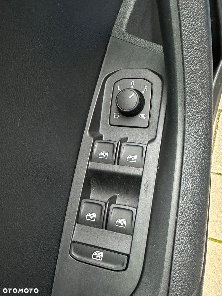 Skoda Karoq 1.5 TSI ACT Selection DSG - 14