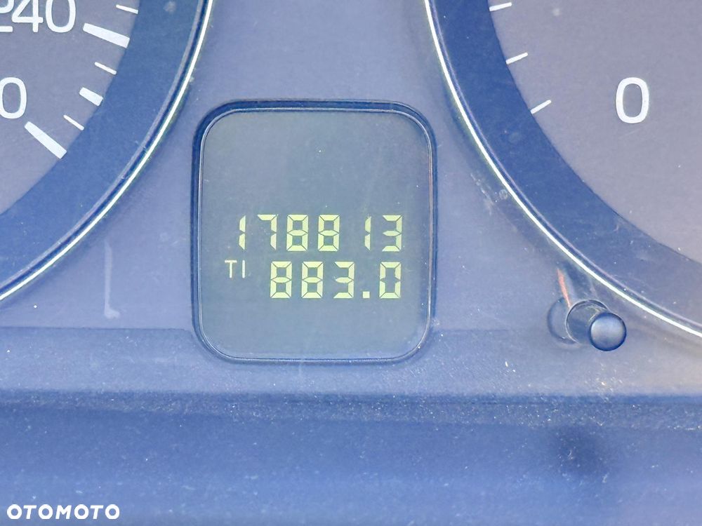 Volvo C70 2.0D Summum - 12