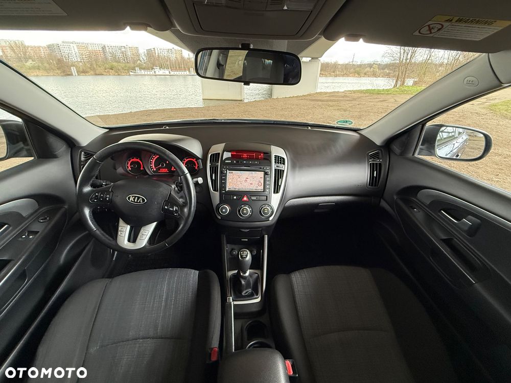 Kia Ceed 1.4 Comfort - 19