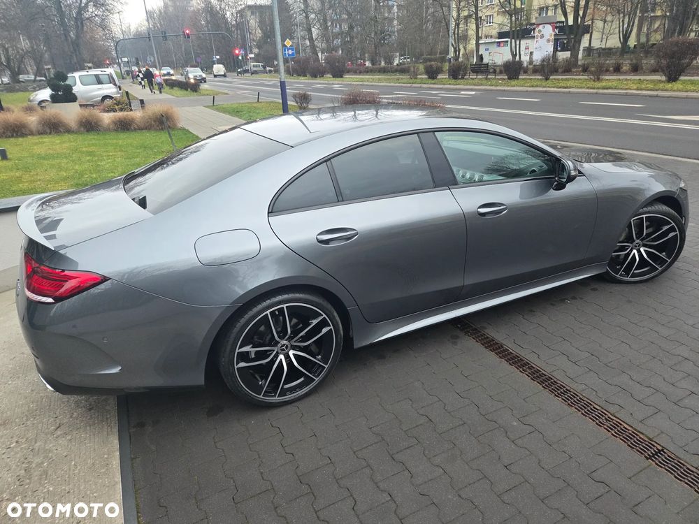 Mercedes-Benz CLS 300 d 4Matic 9G-TRONIC AMG Line - 11