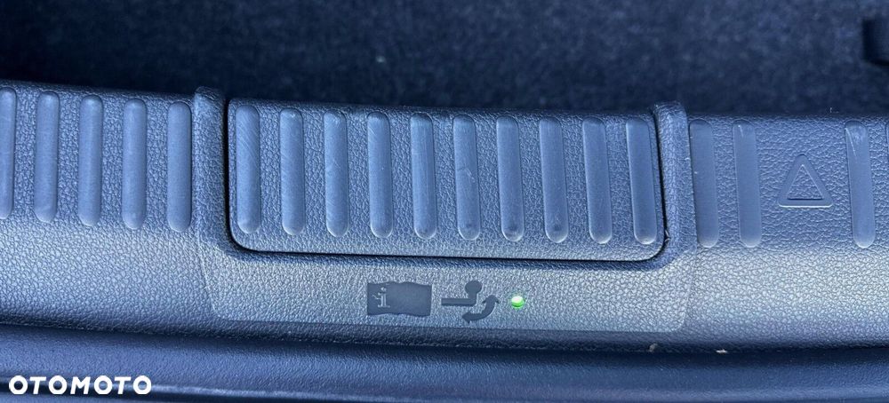 Skoda Superb 2.0 TDI 4x4 Ambition DSG - 25