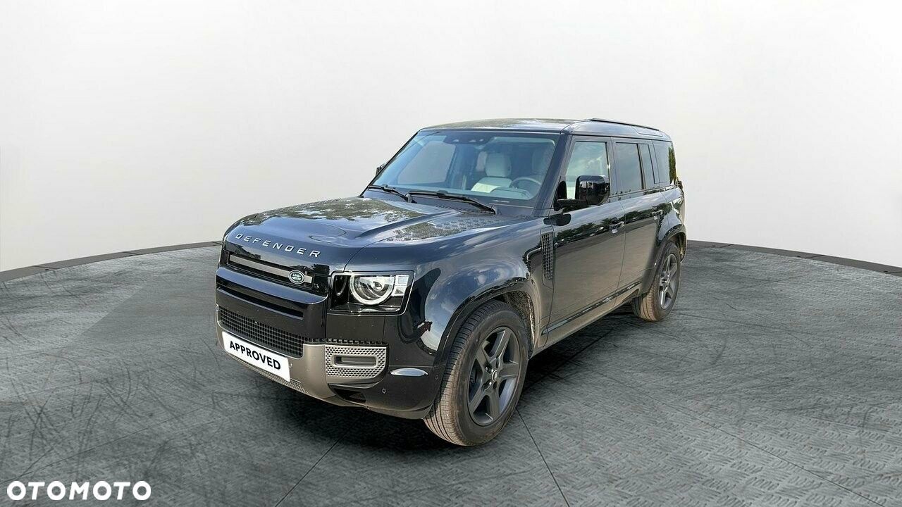 Land Rover Defender - 1