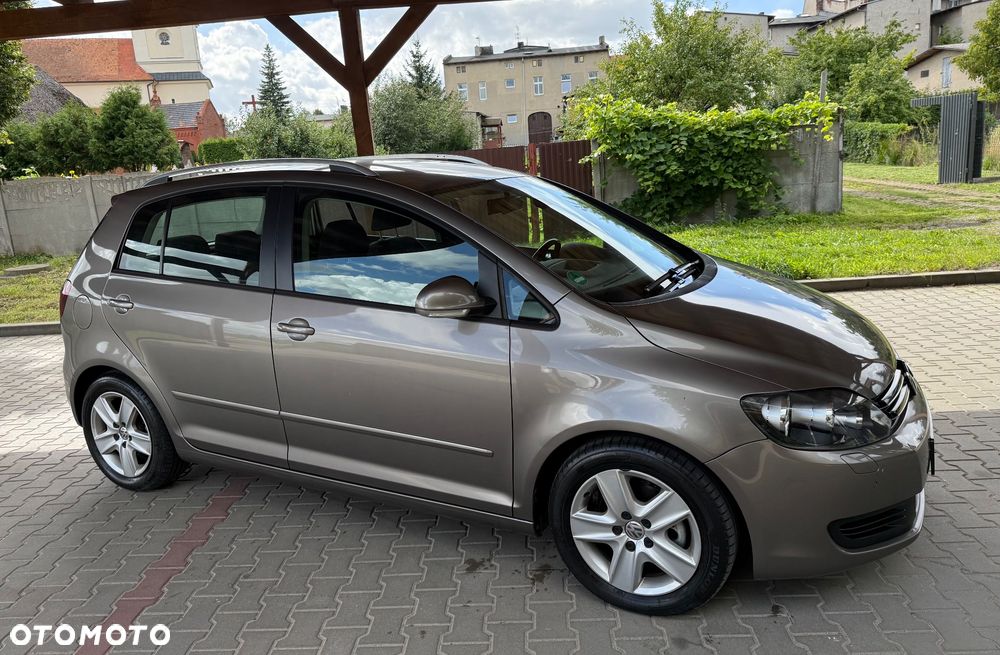 Volkswagen Golf Plus 1.6 TDI DPF Highline - 12