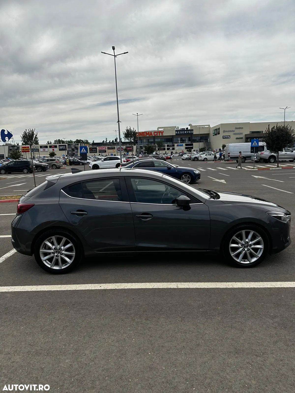 Mazda 3 - 13