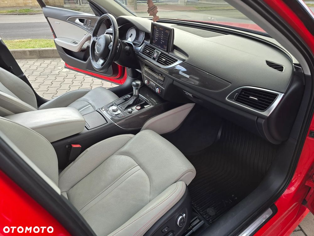 Audi S6 Avant - 9
