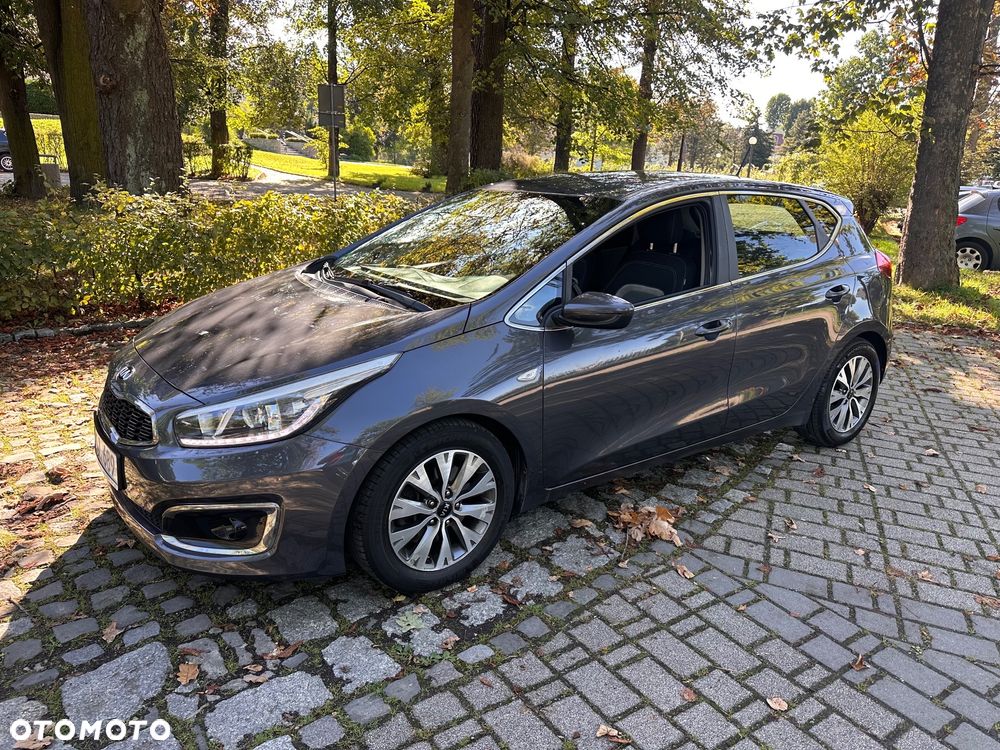 Kia Ceed - 1